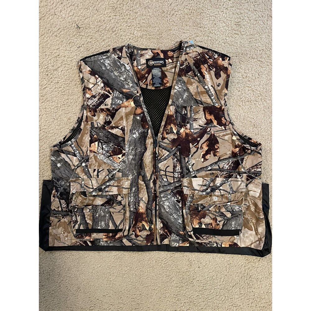 OUTFITTERS RIDGE CAMO HUNTERS VEST/GAME POUCH~~SIZE M‎ (46/48)